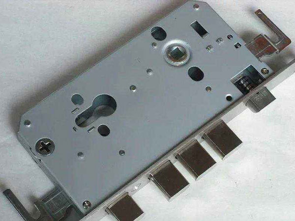 乐清24小时上门开锁公司